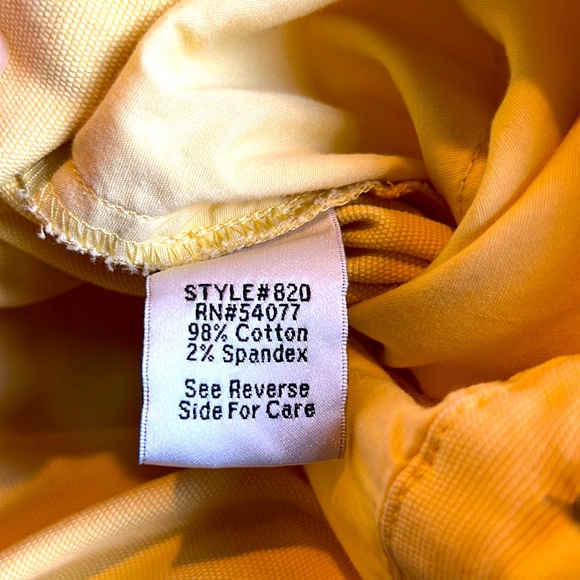 CAbi Coastal Crop size 6 yellow pants - Picture 9 of 10